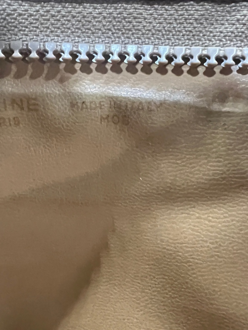 VTG a Celine Brown Triomphe Clutch - Picture 10 of 10